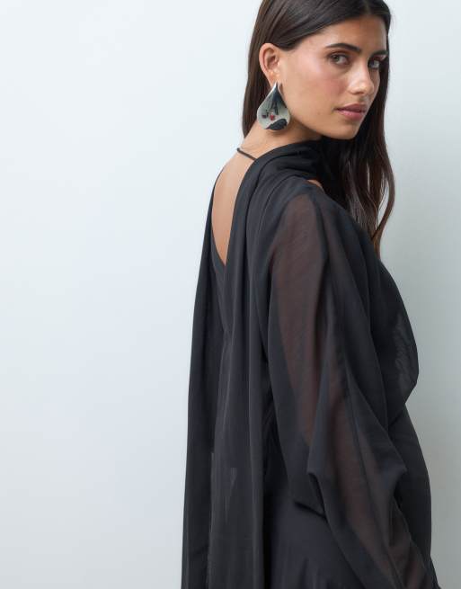 ASOS DESIGN vestito lungo con maniche a pipistrello, gonna asimmetrica ampia e sciarpa nero, 4 di 5