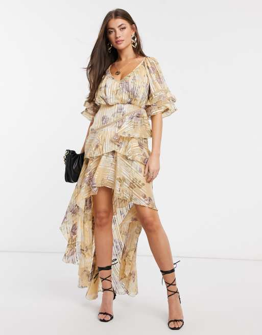 ASOS DESIGN - Vestito lungo con volant a balze stampa floreale e inserti in raso e corda