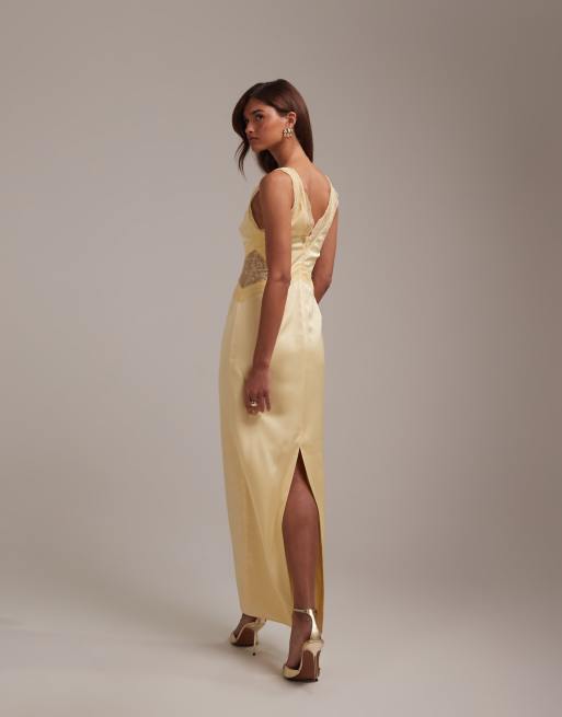 ASOS DESIGN - Vestito lungo da cerimonia giallo pallido con applicazioni in pizzo, 3 di 6