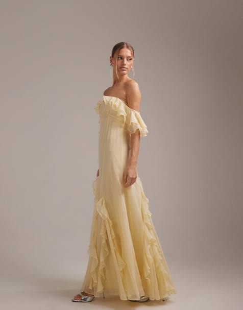 ASOS DESIGN - Vestito lungo da damigella in chiffon giallo con scollo alla Bardot e volant - view 1