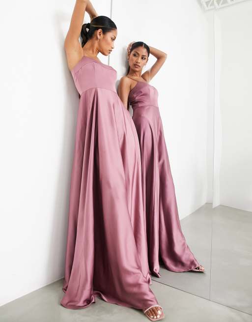 ASOS DESIGN Vestito lungo da damigella in raso color orchidea con spalline sottili e gonna a ruota