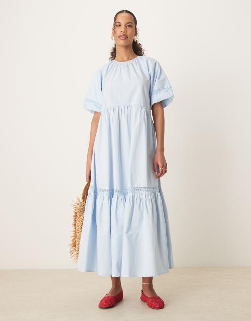 ASOS DESIGN - Vestito lungo girocollo blu stile country con maniche a sbuffo e dettagli in pizzo
