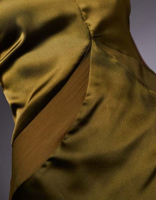 ASOS DESIGN - Vestito lungo in misto raso e chiffon verde oliva con scollo squadrato accollato, 2 di 4