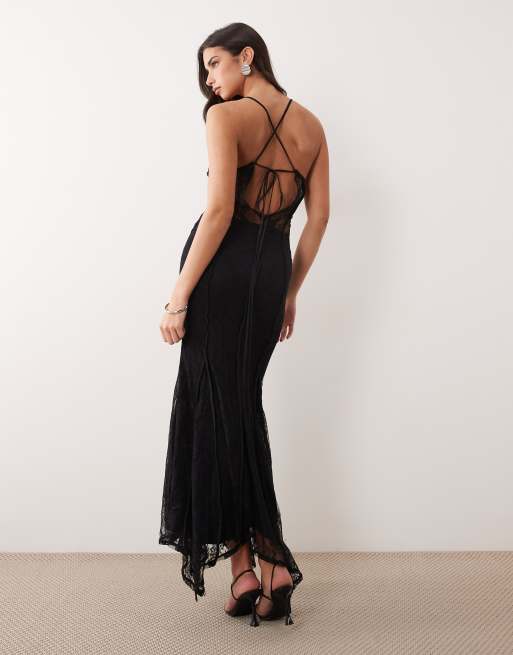ASOS DESIGN - Vestito lungo in pizzo nero con spalline sottili e fondo godet, 4 di 4