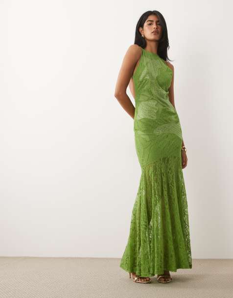 ASOS DESIGN - Vestito lungo in pizzo verde con scollo a barchetta accollato, pannelli decorati a caldo e ricami - view 1