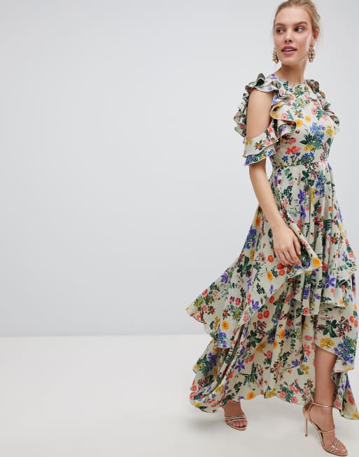 ASOS DESIGN - Vestito lungo in raso a fiori con maniche a volant e taglio asimmetrico