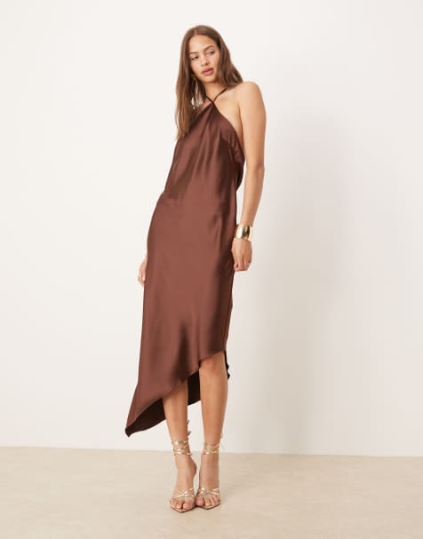 ASOS DESIGN - Vestito lungo in raso color cioccolato allacciato al collo - view 1