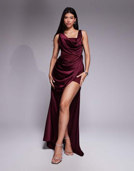 ASOS DESIGN - Vestito lungo in raso drappeggiato color gelso con corpino doppiato a contrasto