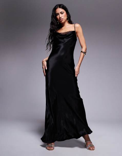 ASOS DESIGN - Vestito lungo in raso nero con inserto in pizzo sullo scollo ad anello - view 1