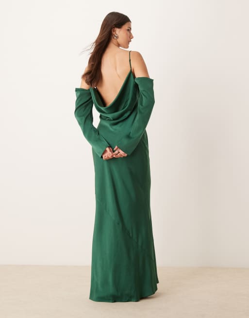 ASOS DESIGN - Vestito lungo in raso verde bosco con scollo ad anello e spalle scoperte, 2 di 4
