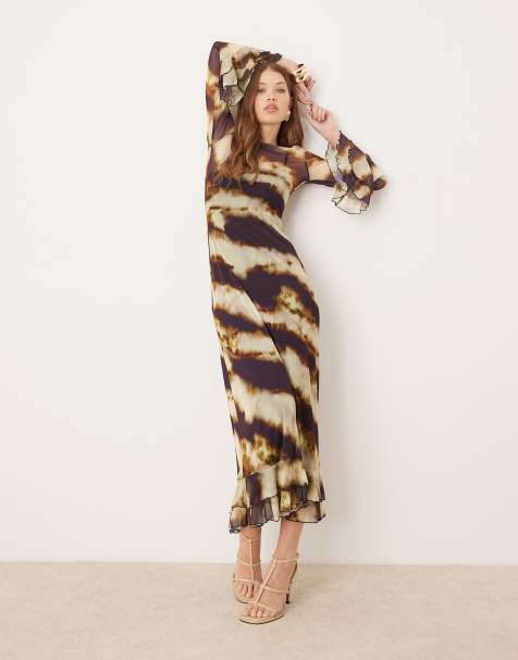 ASOS DESIGN - Vestito lungo in tessuto a rete con stampa astratta, maniche lunghe scampanate e volant - view 1