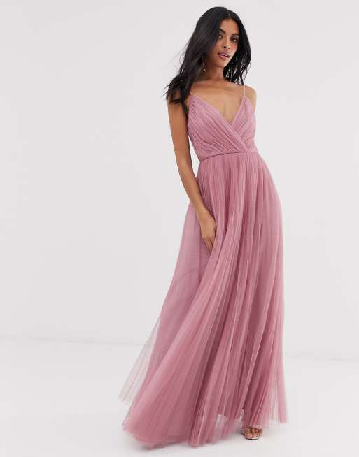 ASOS DESIGN - Vestito lungo in tulle a pieghe rosa con ...