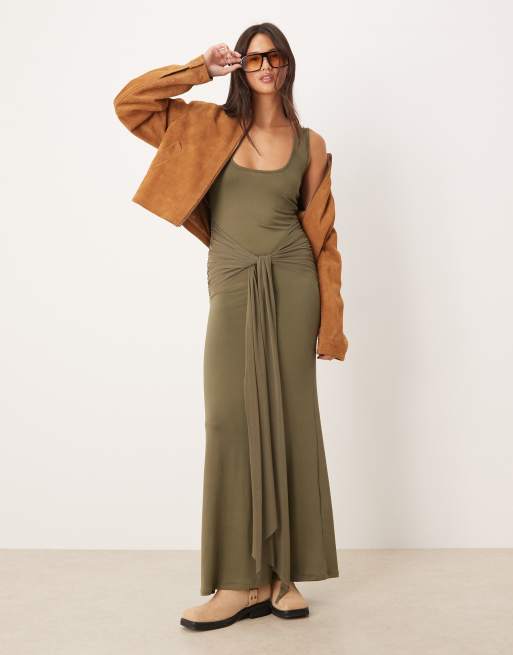 ASOS DESIGN - Vestito lungo kaki con scollo rotondo allacciato sul davanti, 2 di 4