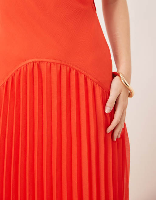 ASOS DESIGN - Vestito lungo rosso con gonne a pieghe, vita scesa e scollo squadrato, 3 di 4