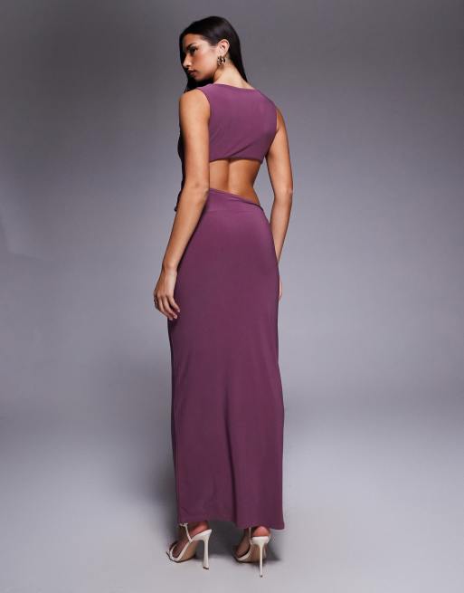 ASOS DESIGN - Vestito lungo senza maniche bordeaux con cut-out e dettagli laterali in metallo, 4 di 4