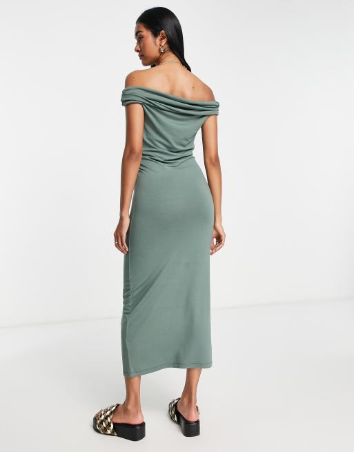 ASOS DESIGN - Vestito lungo senza maniche con spalle scoperte drappeggiate color kaki, 2 di 4