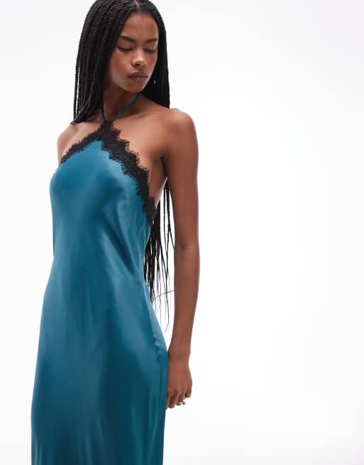 ASOS DESIGN - Vestito lungo stile sottoveste allacciato al collo in raso blu con finiture in pizzo, 4 di 4