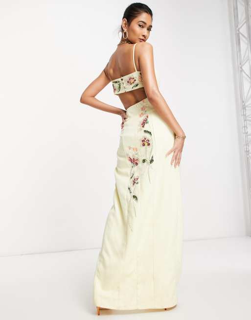 ASOS DESIGN - Vestito lungo strutturato a canottiera con decorazioni a fiori, 2 di 4