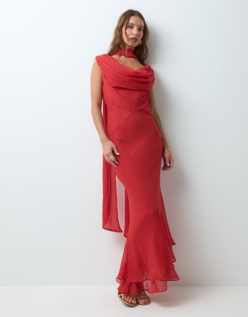 ASOS DESIGN vestito maxi a doppio strato con dettaglio foulard e spalle scoperte in rosso scuro, 1 di 4