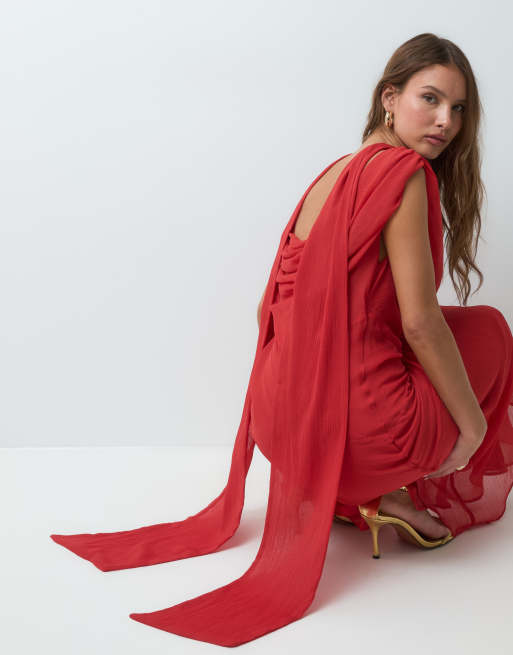ASOS DESIGN vestito maxi a doppio strato con dettaglio foulard e spalle scoperte in rosso scuro, 2 di 4