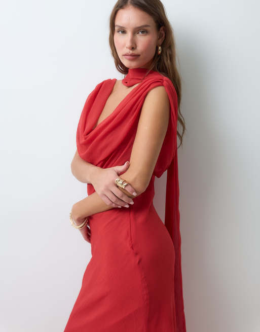ASOS DESIGN vestito maxi a doppio strato con dettaglio foulard e spalle scoperte in rosso scuro, 4 di 4