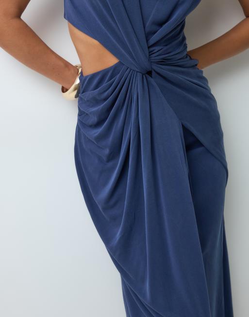 ASOS DESIGN vestito maxi senza maniche con dettaglio cut-out intrecciato in navy, 2 di 4