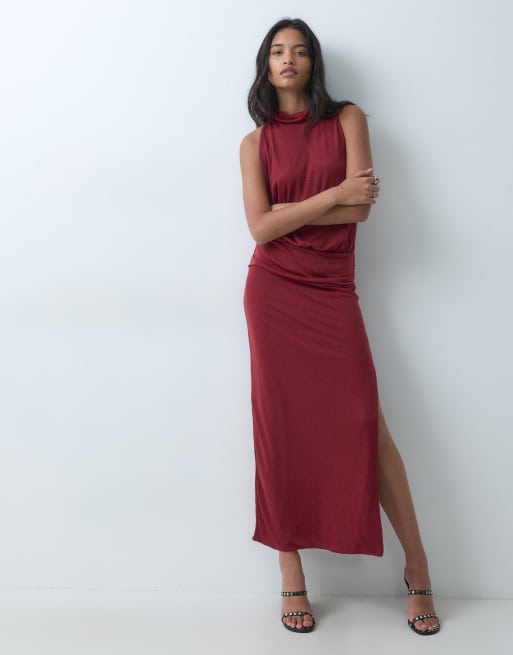 ASOS DESIGN vestito maxi senza maniche effetto maglia semitrasparente con collo alto color berry, 2 di 5