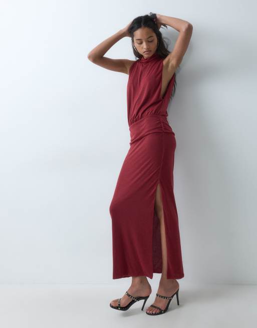 ASOS DESIGN vestito maxi senza maniche effetto maglia semitrasparente con collo alto color berry, 4 di 5