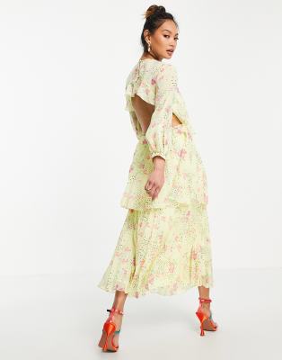 Vestito midi a balze e pieghe con apertura sul retro base giallo con stampa a fiori-Multicolore - ASOS DESIGN  donna Multicolore - immagine1