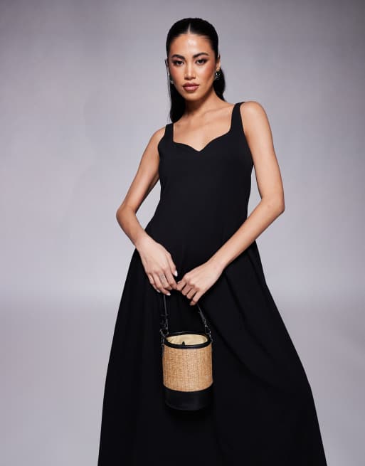 ASOS DESIGN - Vestito midi a godet con scollo a cuore nero