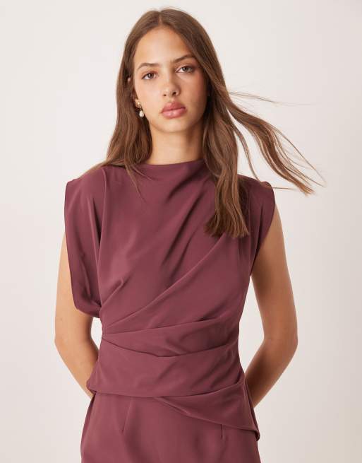 ASOS DESIGN - Vestito midi accollato color ciliegia a pieghe drappeggiato, 2 di 4