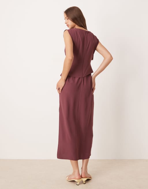 ASOS DESIGN - Vestito midi accollato color ciliegia a pieghe drappeggiato, 3 di 4
