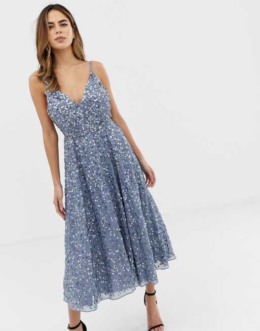 ASOS DESIGN - Vestito midi con scollo profondo e gonna a ruota in delicate paillettes