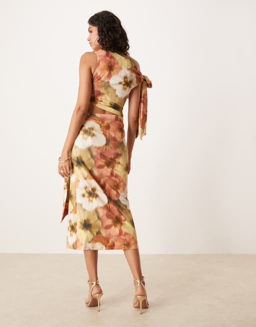 ASOS DESIGN - Vestito midi con spalla scesa, allacciatura e stampa a fiori, 3 di 4