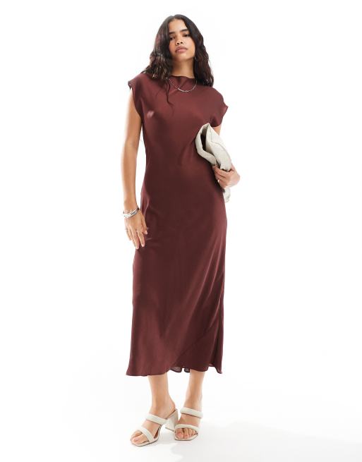 ASOS DESIGN - Vestito midi in raso color cioccolato amaro con maniche ad aletta 