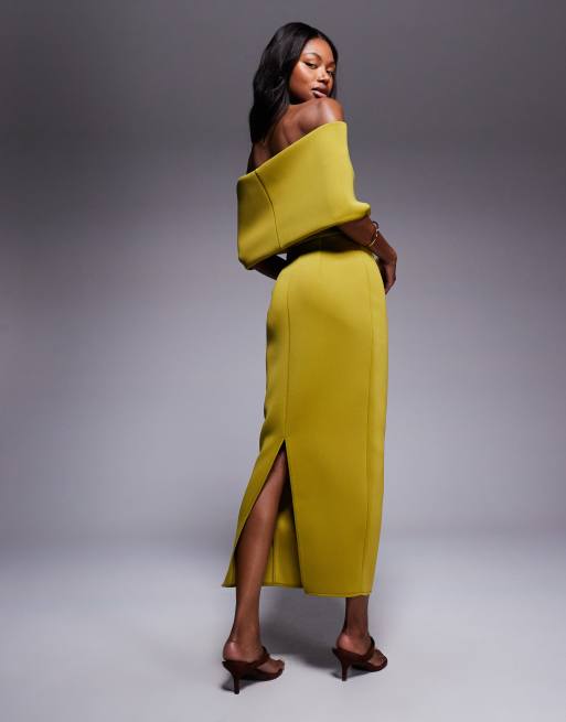 ASOS DESIGN - Vestito midi in tessuto effetto scuba verde con scollo alla Bardot profondo e retro stile mantella, 2 di 4