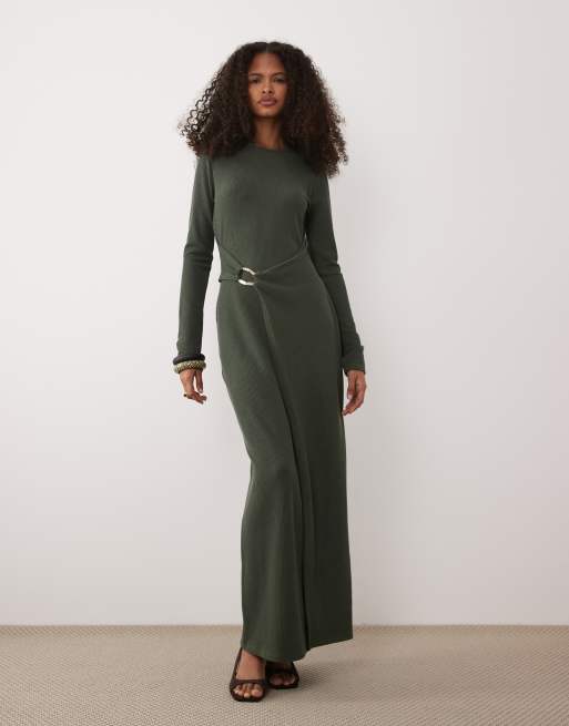ASOS DESIGN - Vestito midi kaki a coste con dettagli in metallo oro