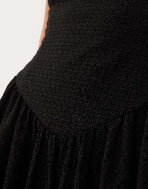 ASOS DESIGN - Vestito midi nero testurizzato con fondo asimmetrico, 4 di 4