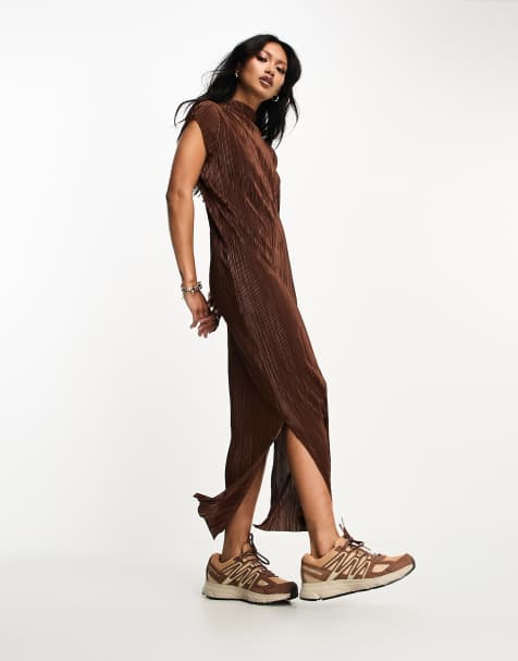 ASOS DESIGN - Vestito midi plissé accollato con maniche ad aletta color cioccolato - view 1