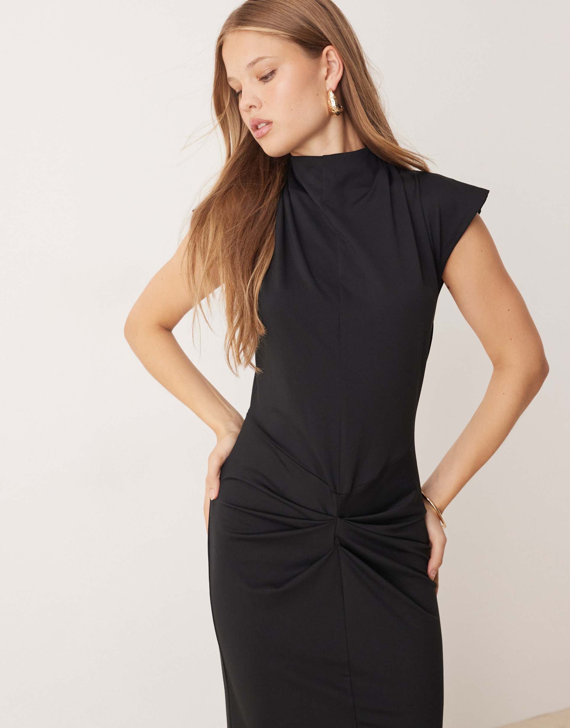 ASOS DESIGN - Vestito midi premium drappeggiato sulla parte anteriore