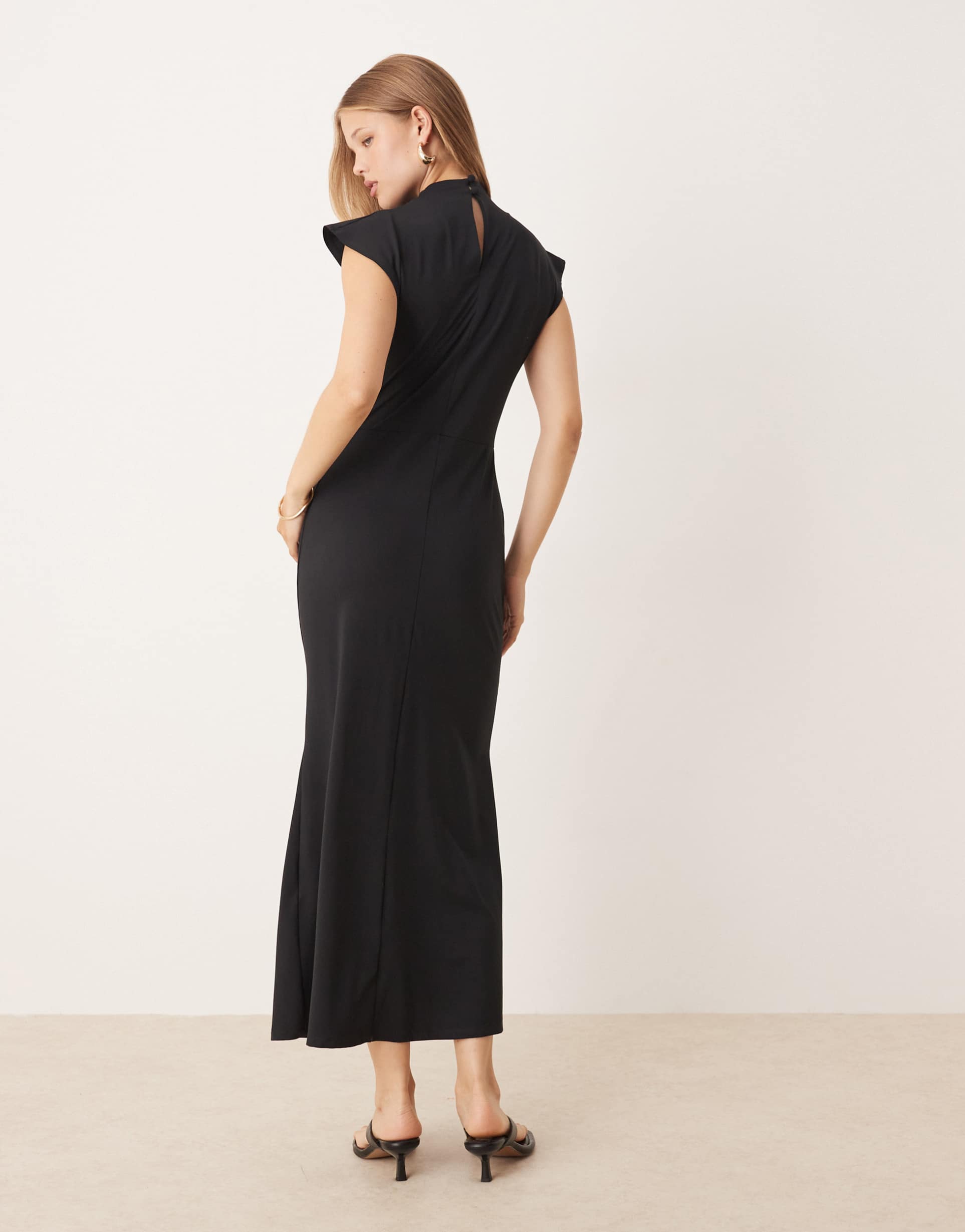 ASOS DESIGN - Vestito midi premium drappeggiato sulla parte anteriore