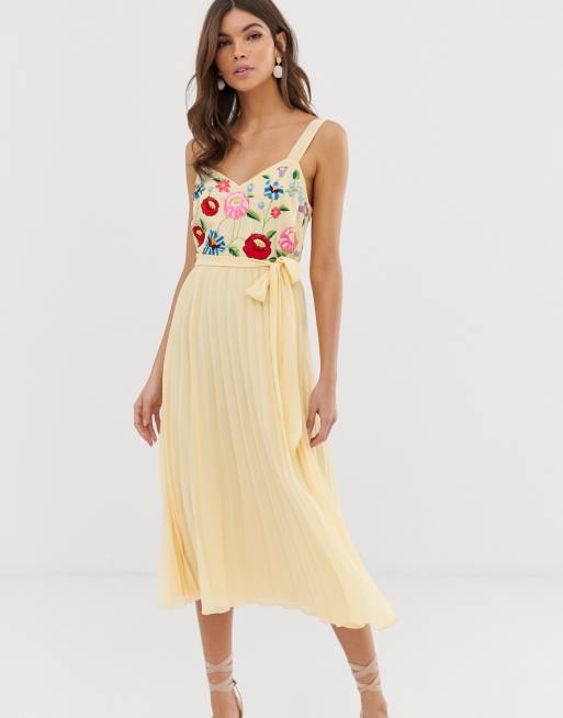 ASOS DESIGN - Vestito midi ricamato a pieghe con spalline sottili