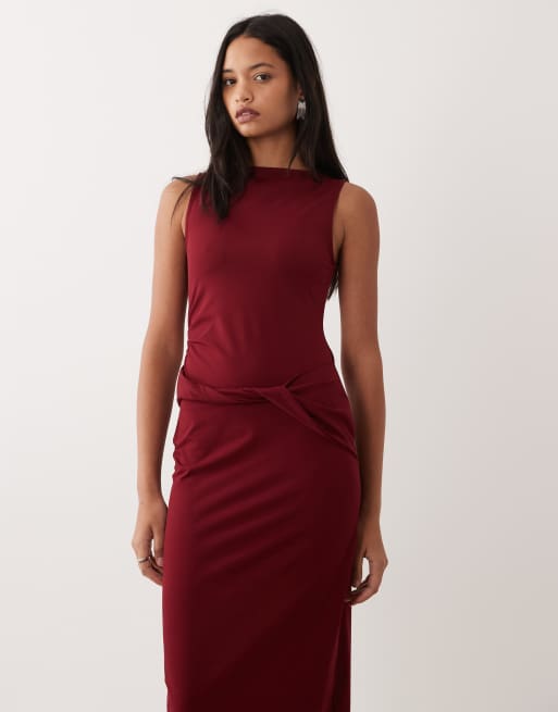ASOS DESIGN - Vestito midi senza maniche con scollo a barchetta e dettaglio attorcigliato bordeaux, 2 di 4