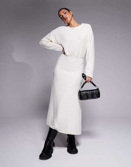 ASOS DESIGN - Vestito midi soffice color panna con maniche lunghe ampie