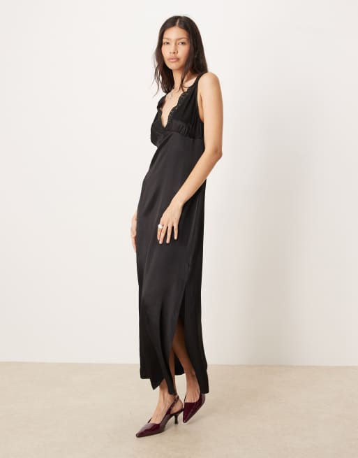 ASOS DESIGN - Vestito sottoveste midi in raso nero con dettagli in pizzo e scollo a V