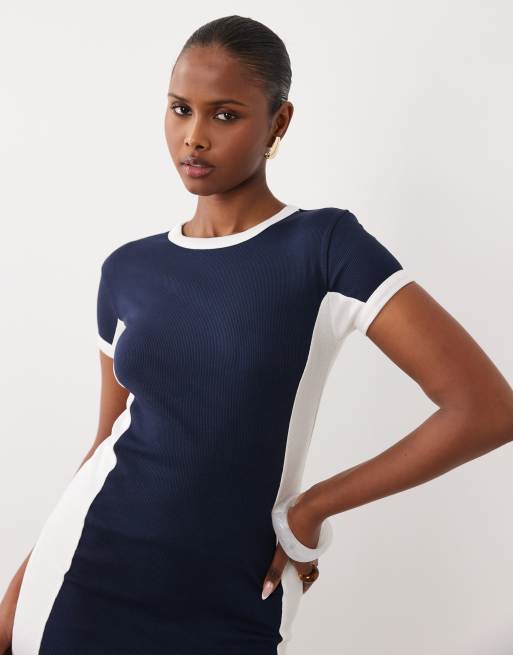 ASOS DESIGN - Vestito T-shirt corto con pannello blu navy e bianco color block, 3 di 4