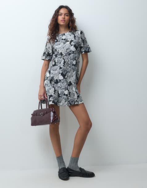 ASOS DESIGN vestito T-shirt corto girocollo con orlo a pieghe in motivo tapestry grigio - view 1