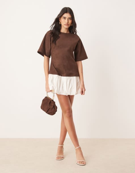 ASOS DESIGN - Vestito T-shirt corto in camoscio sintetico marrone con orlo a palloncino - view 1