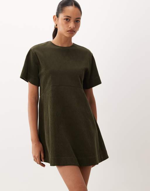 ASOS DESIGN - Vestito T-shirt corto in velluto a coste verde, 2 di 4