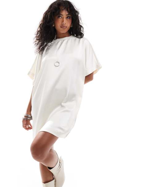 ASOS DESIGN - Vestito T-shirt corto oversize in raso color avorio - view 1